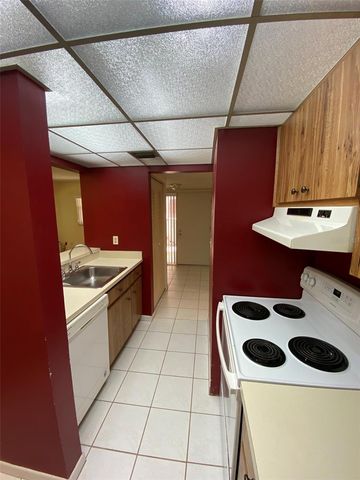 160 LIVE OAK WOODS COURT 3A, Deltona, FL 32725