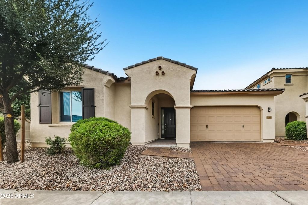 2913 E EBONY Drive, Chandler, AZ 85286 — exterior