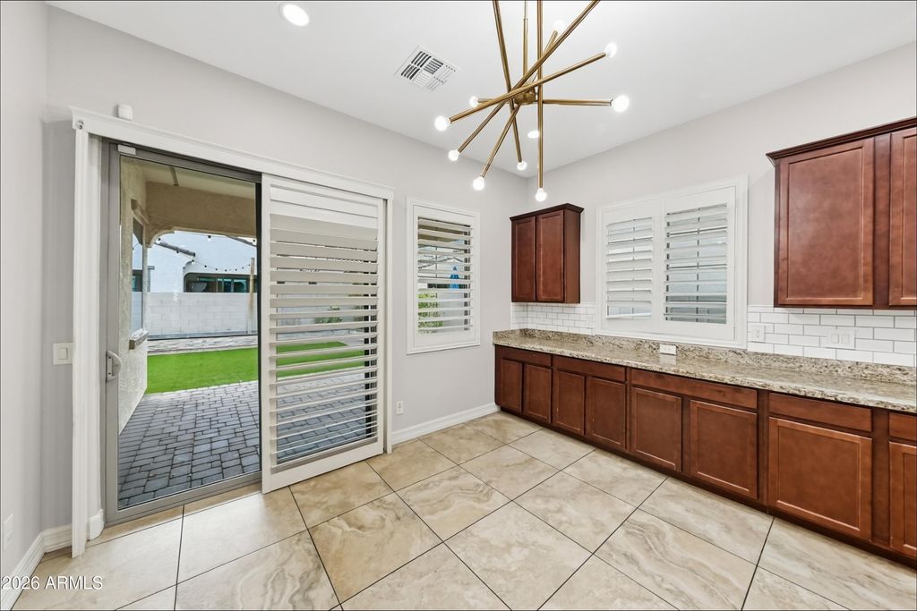 2913 E EBONY Drive, Chandler, AZ 85286 — photo 5