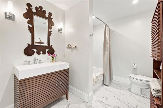 23 Kingston St, Kingston, MA 02364