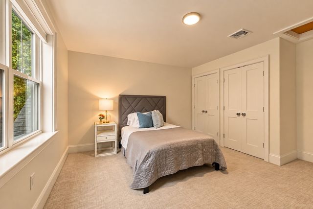 23 Kingston St, Kingston, MA 02364