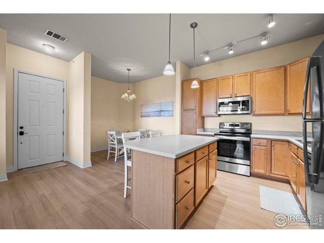 209 Quebec St L, Denver, CO 80220