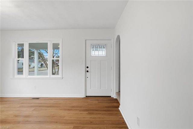 5101 Norvella AVE, Norfolk, VA 23513