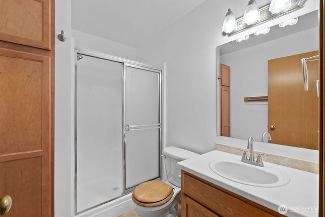 215 James Street S, Roy, WA 98580