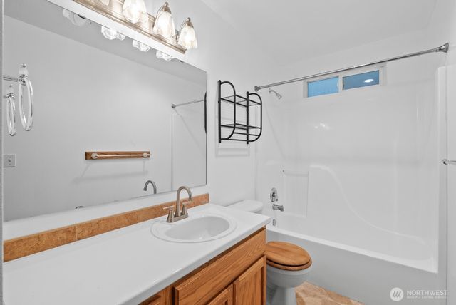 215 James Street S, Roy, WA 98580