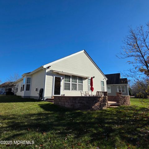 14 Cromwell Lane, Jackson, NJ 08527