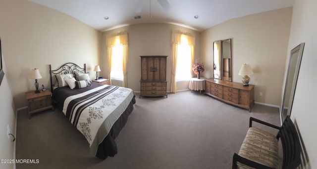 14 Cromwell Lane, Jackson, NJ 08527