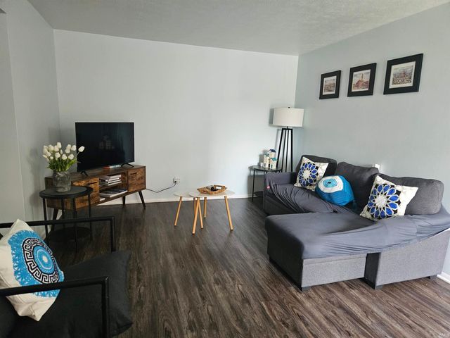 2937 Westbrook Drive Commons A 318, Fort Wayne, IN 46805