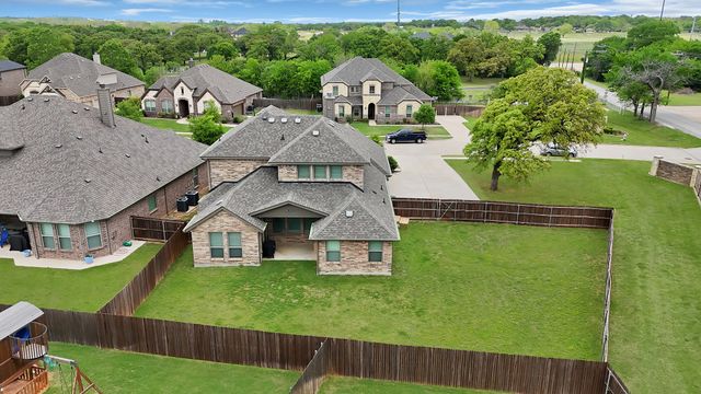 1905 Silver Falls Drive, Burleson, TX 76028