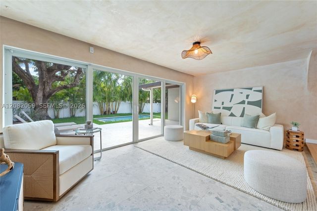 10619 NE 10th Pl, Miami Shores, FL 33138