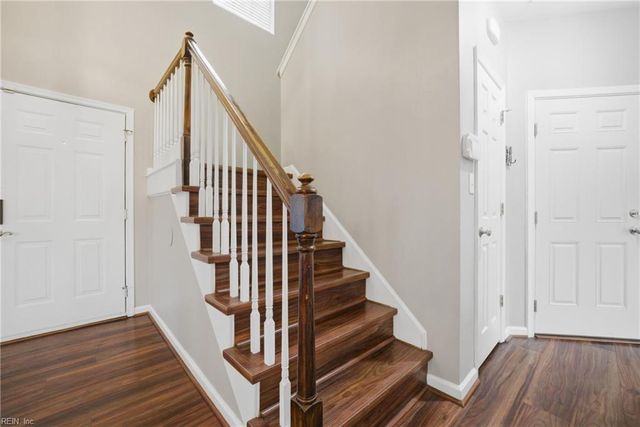 910 Hanson DR, Newport News, VA 23602