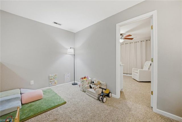 910 Hanson DR, Newport News, VA 23602