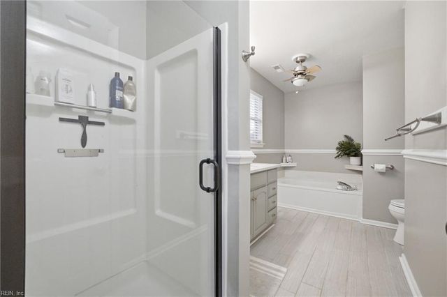 910 Hanson DR, Newport News, VA 23602