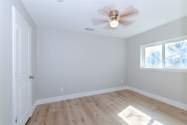 1008 S Throckmorton Street, Sherman, TX 75090