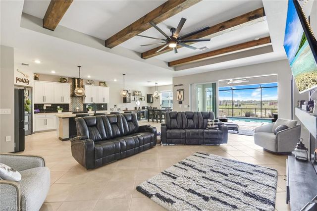 18821 Shimmer Dawn CT, North Fort Myers, FL 33917