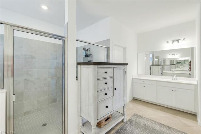 18821 Shimmer Dawn CT, North Fort Myers, FL 33917