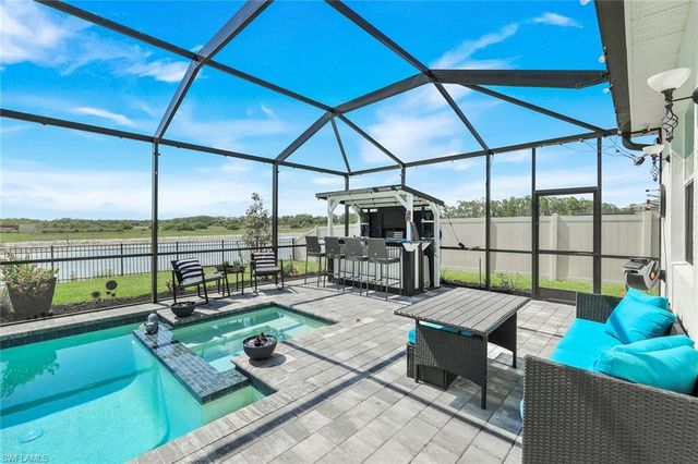 18821 Shimmer Dawn CT, North Fort Myers, FL 33917