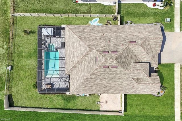 18821 Shimmer Dawn CT, North Fort Myers, FL 33917