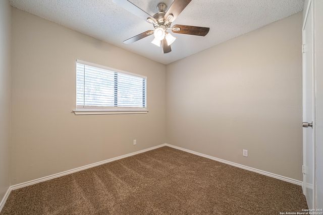 9323 Valley Hedge, San Antonio, TX 78250