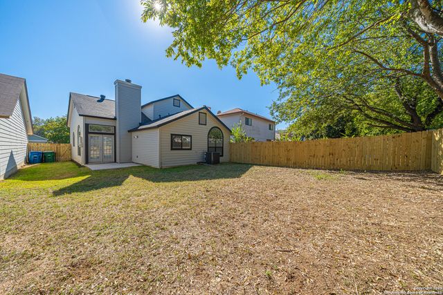9323 Valley Hedge, San Antonio, TX 78250
