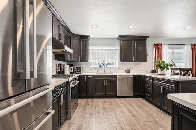 111 111 Overacker Ter, Fremont, CA 94536