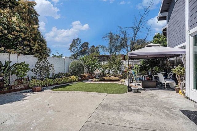 111 111 Overacker Ter, Fremont, CA 94536