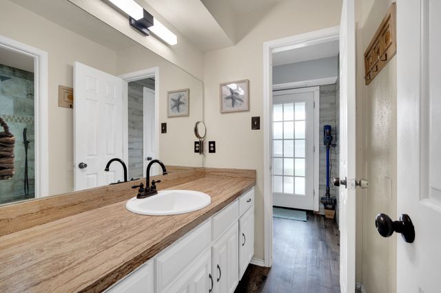 308 Buffalo Creek Drive, Waxahachie, TX 75165