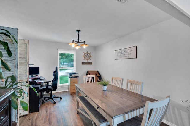 308 Buffalo Creek Drive, Waxahachie, TX 75165