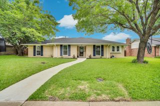308 Buffalo Creek Drive, Waxahachie, TX 75165