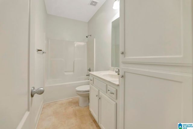 2962 LONE OAK ROAD, Hueytown, AL 35023