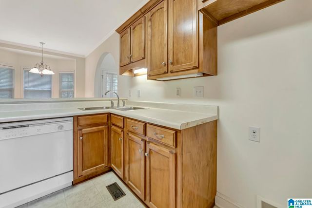 2962 LONE OAK ROAD, Hueytown, AL 35023