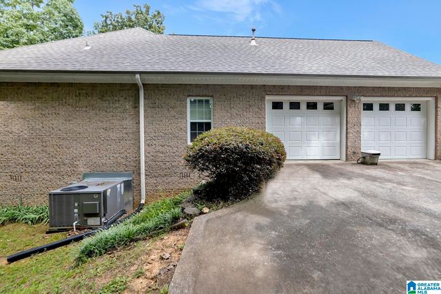 2962 LONE OAK ROAD, Hueytown, AL 35023