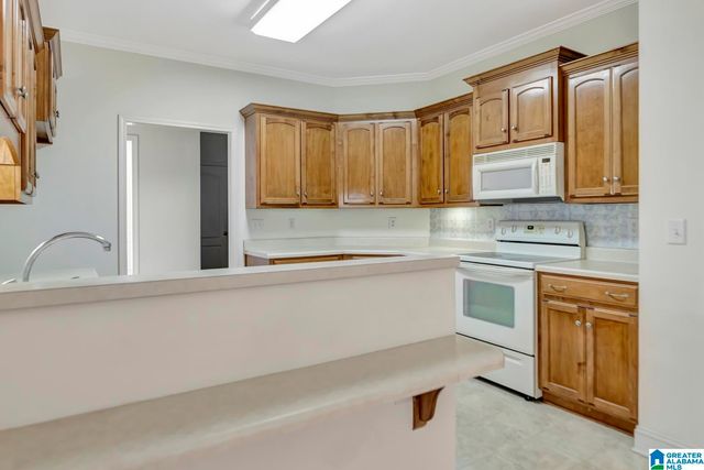 2962 LONE OAK ROAD, Hueytown, AL 35023