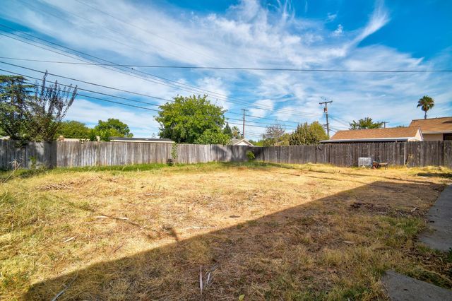 2851 Herbert Way, Sacramento, CA 95821