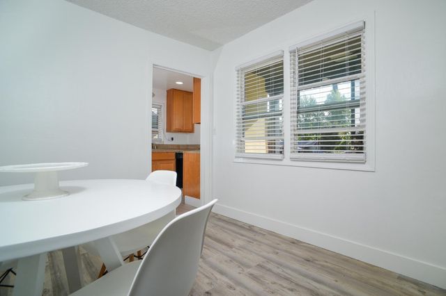 2851 Herbert Way, Sacramento, CA 95821
