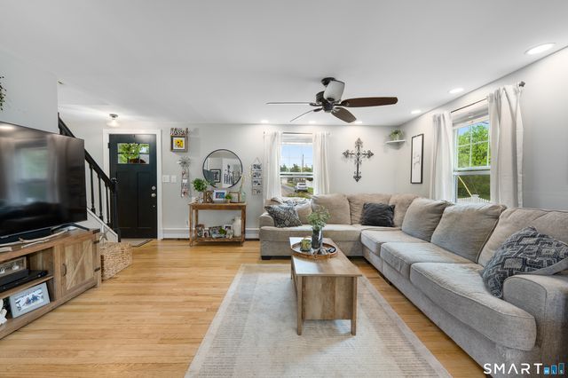 4 Nicholas Drive, East Haven, CT 06512