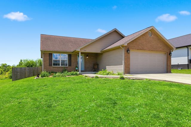 2004 White Oak Drive, Lawrenceburg, KY 40342