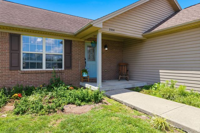 2004 White Oak Drive, Lawrenceburg, KY 40342
