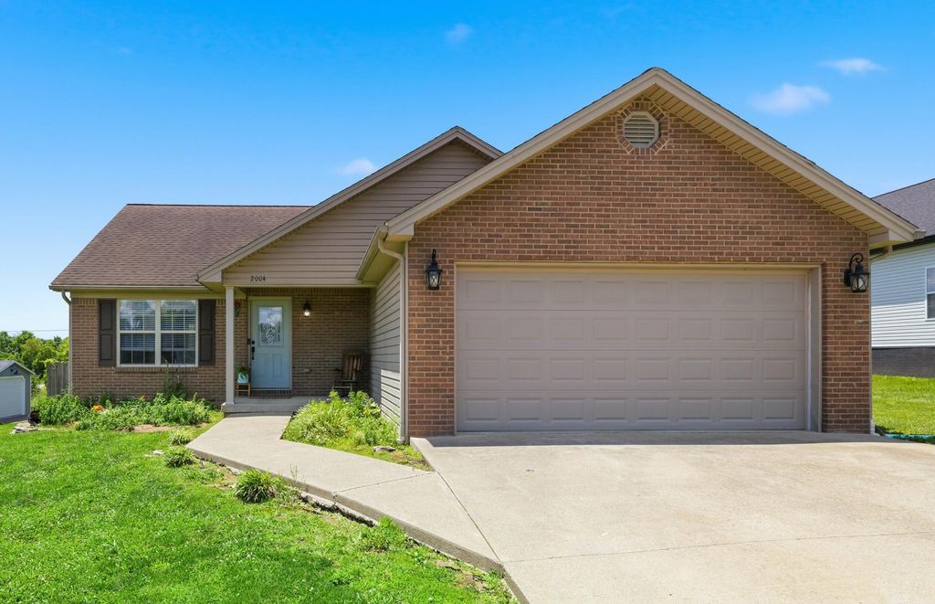 2004 White Oak Drive, Lawrenceburg, KY 40342