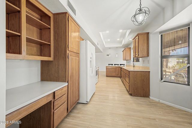 17211 N DESERT GLEN Drive, Sun City West, AZ 85375