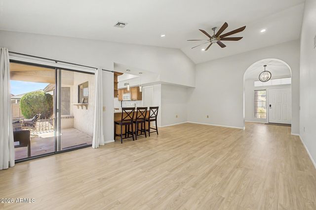 17211 N DESERT GLEN Drive, Sun City West, AZ 85375