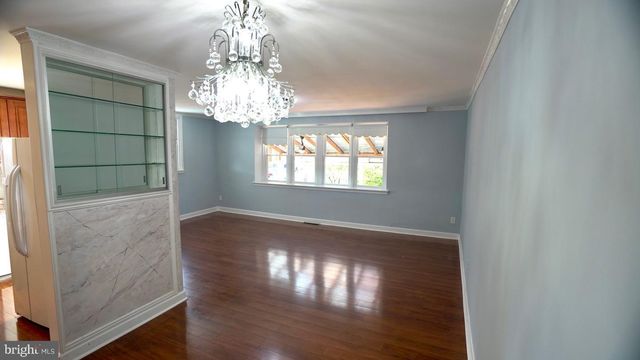 1600 FOX CHASE RD, Philadelphia, PA 19152
