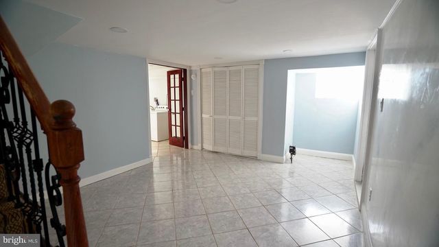 1600 FOX CHASE RD, Philadelphia, PA 19152