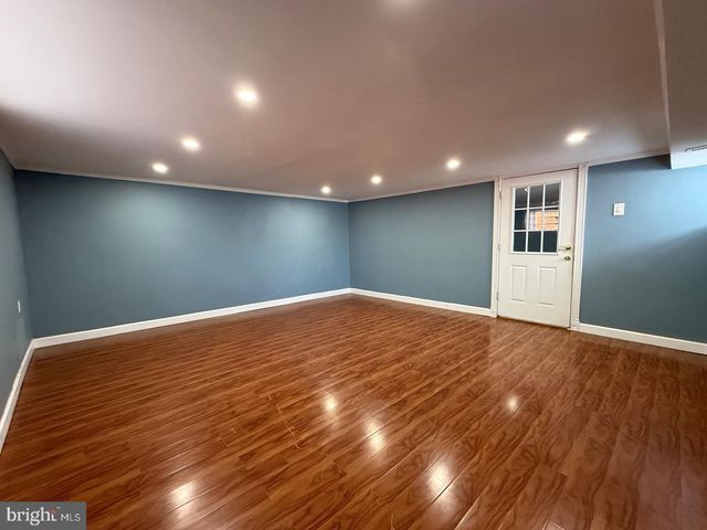 1600 FOX CHASE RD, Philadelphia, PA 19152