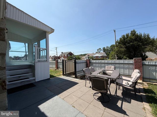 1600 FOX CHASE RD, Philadelphia, PA 19152