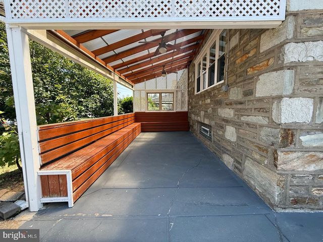 1600 FOX CHASE RD, Philadelphia, PA 19152