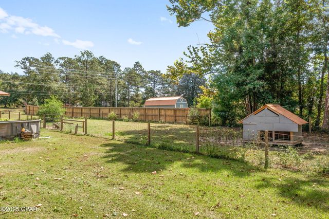 1395 S Weeks Street, Bonifay, FL 32425