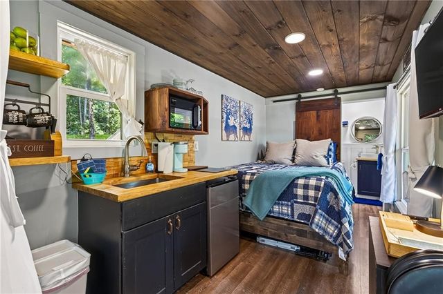 649 Power Dam Road, Blue Ridge, GA 30513