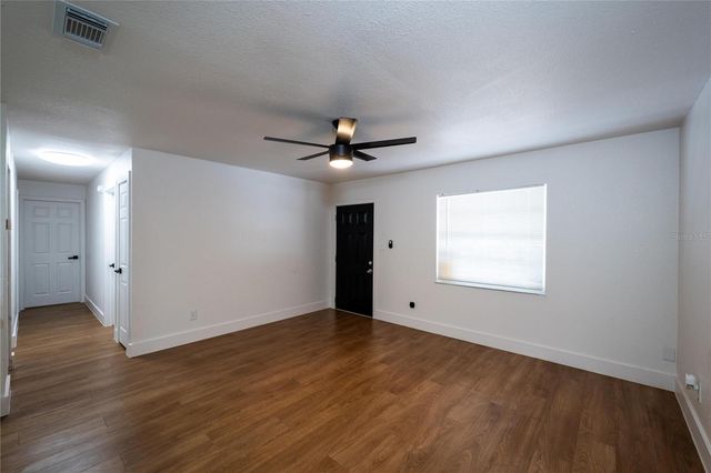 5248 KING STREET, Zephyrhills, FL 33542