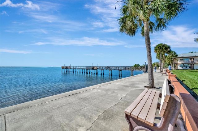 650 PINELLAS POINT DRIVE S 216, St Petersburg, FL 33705